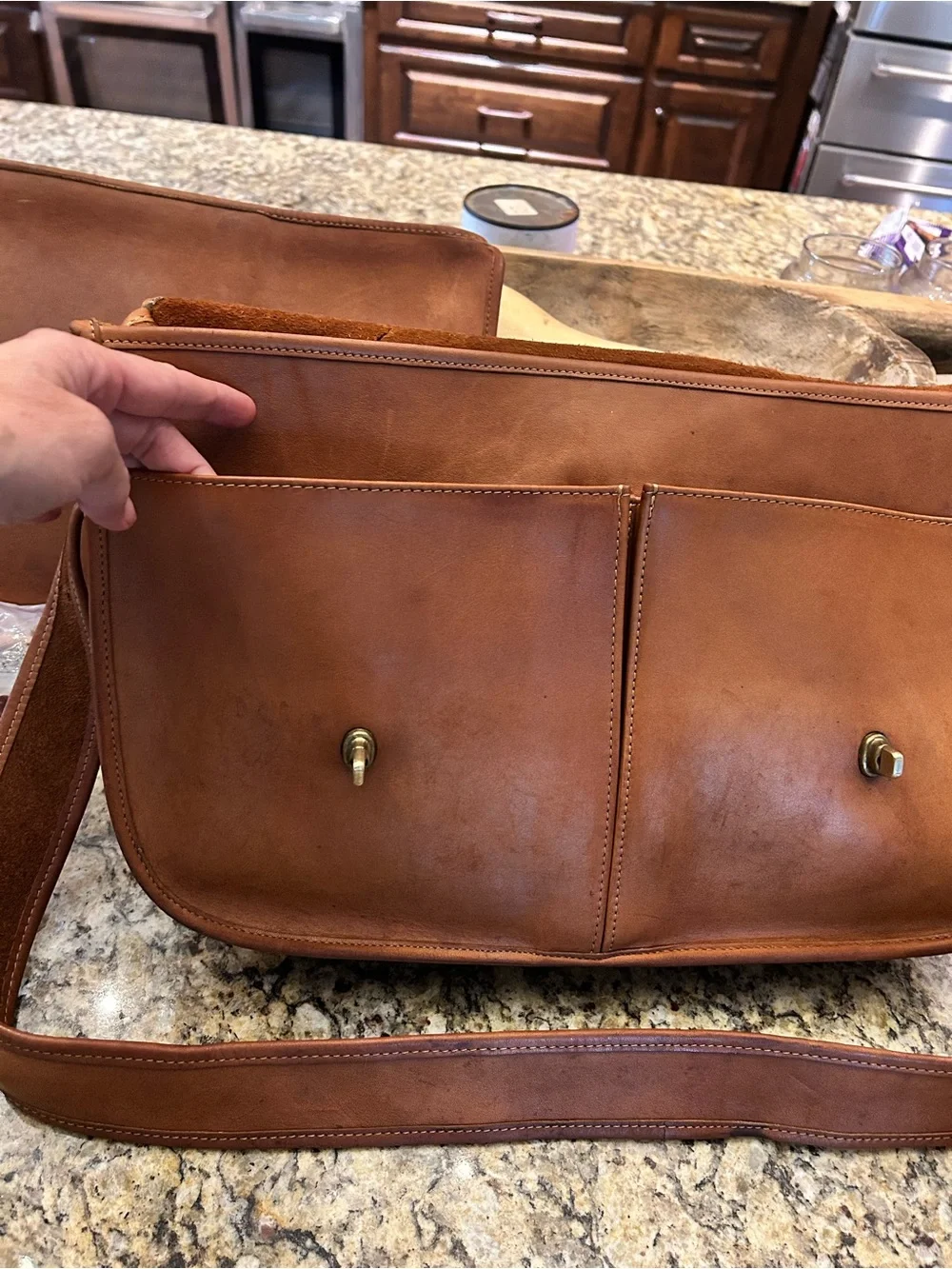 1980’s Coach 8101 British Tan Double Pocket Courier Messenger Bag